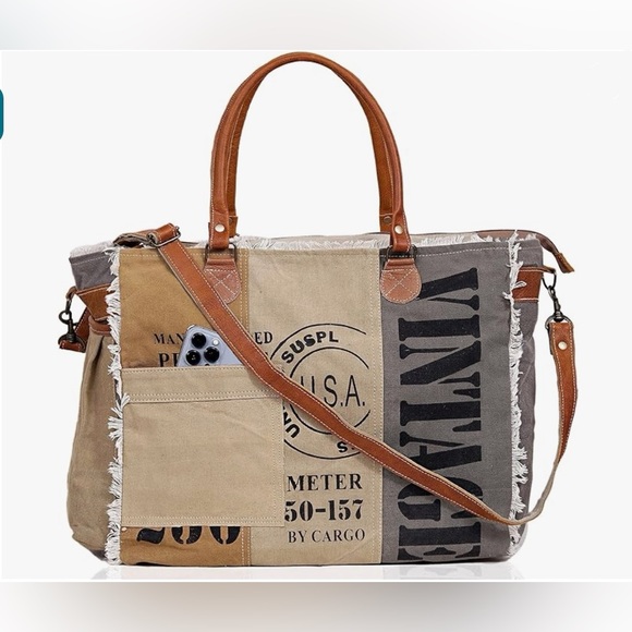 CLA Upcycled Bag - Large Canvas and Cowhide Leather Crossbody / Tote - Picture 3 of 5